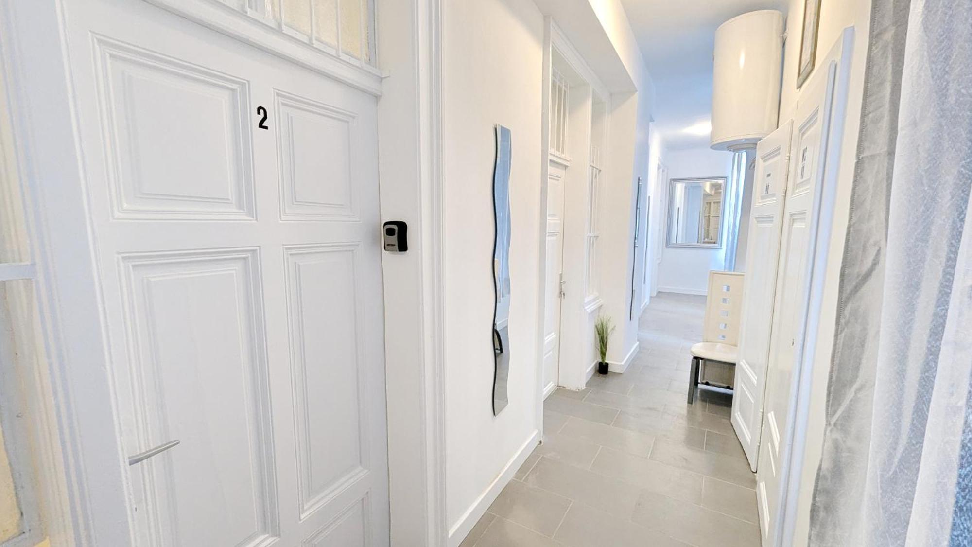 Cozy Rooms In Lugner City Area Vienna Exterior photo